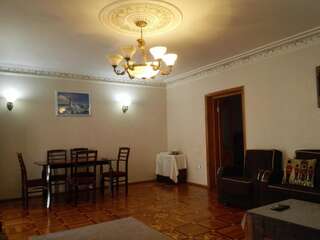 Апартаменты Center Baku Fantain sq. Баку Апартаменты с 2 спальнями-9