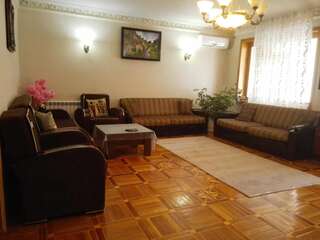 Апартаменты Center Baku Fantain sq. Баку Апартаменты с 2 спальнями-11