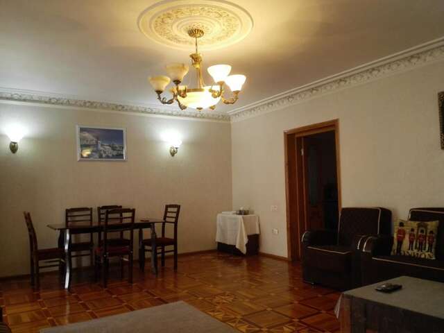 Апартаменты Center Baku Fantain sq. Баку-12